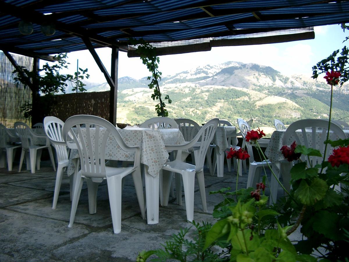 Le Due Lanterne Hotel Aieta Exterior photo