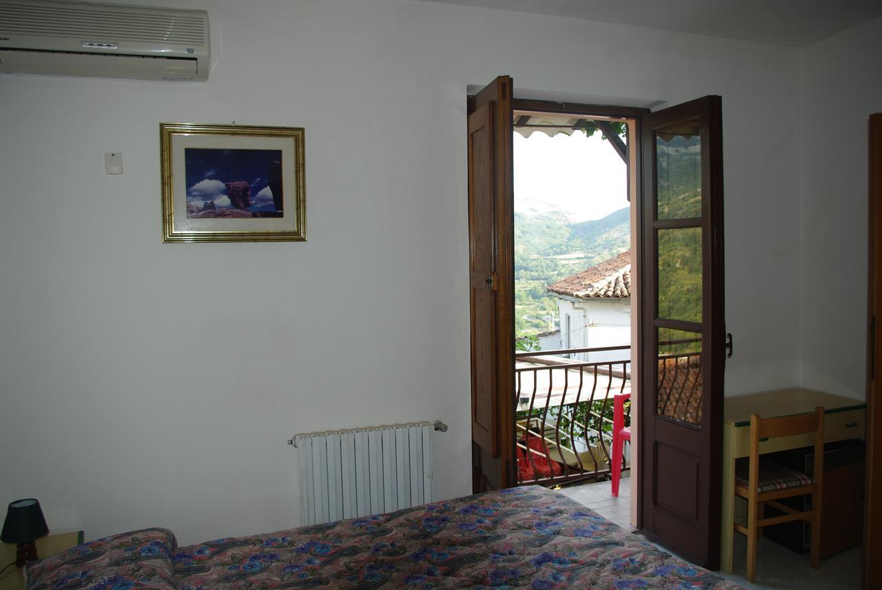 Le Due Lanterne Hotel Aieta Exterior photo